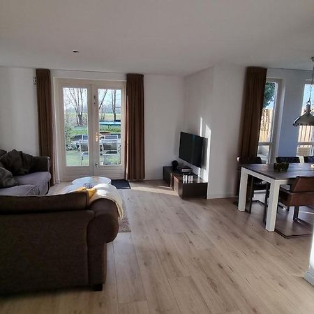 EwijkRecreatiewoning Maas En Waal 191别墅 外观 照片