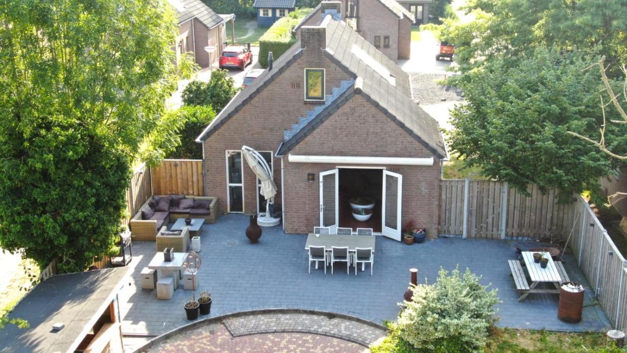 EwijkRecreatiewoning Maas En Waal 191别墅 外观 照片