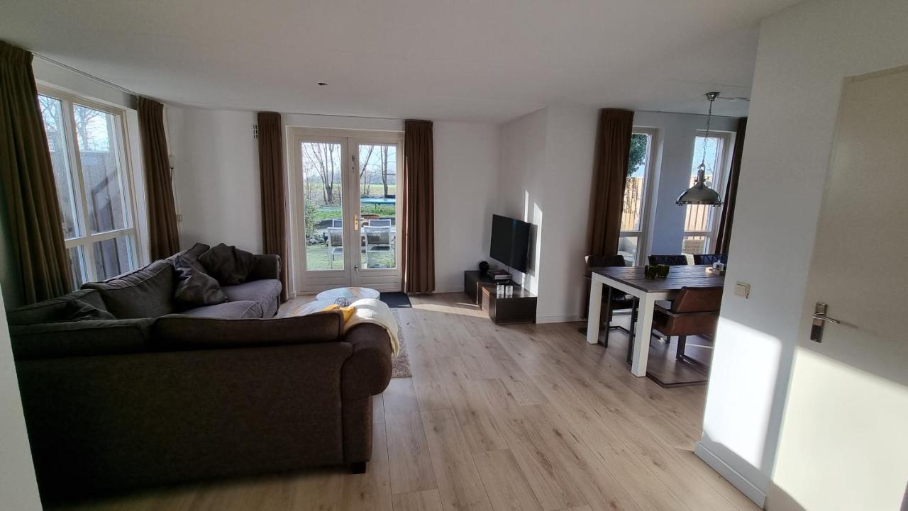EwijkRecreatiewoning Maas En Waal 191别墅 外观 照片