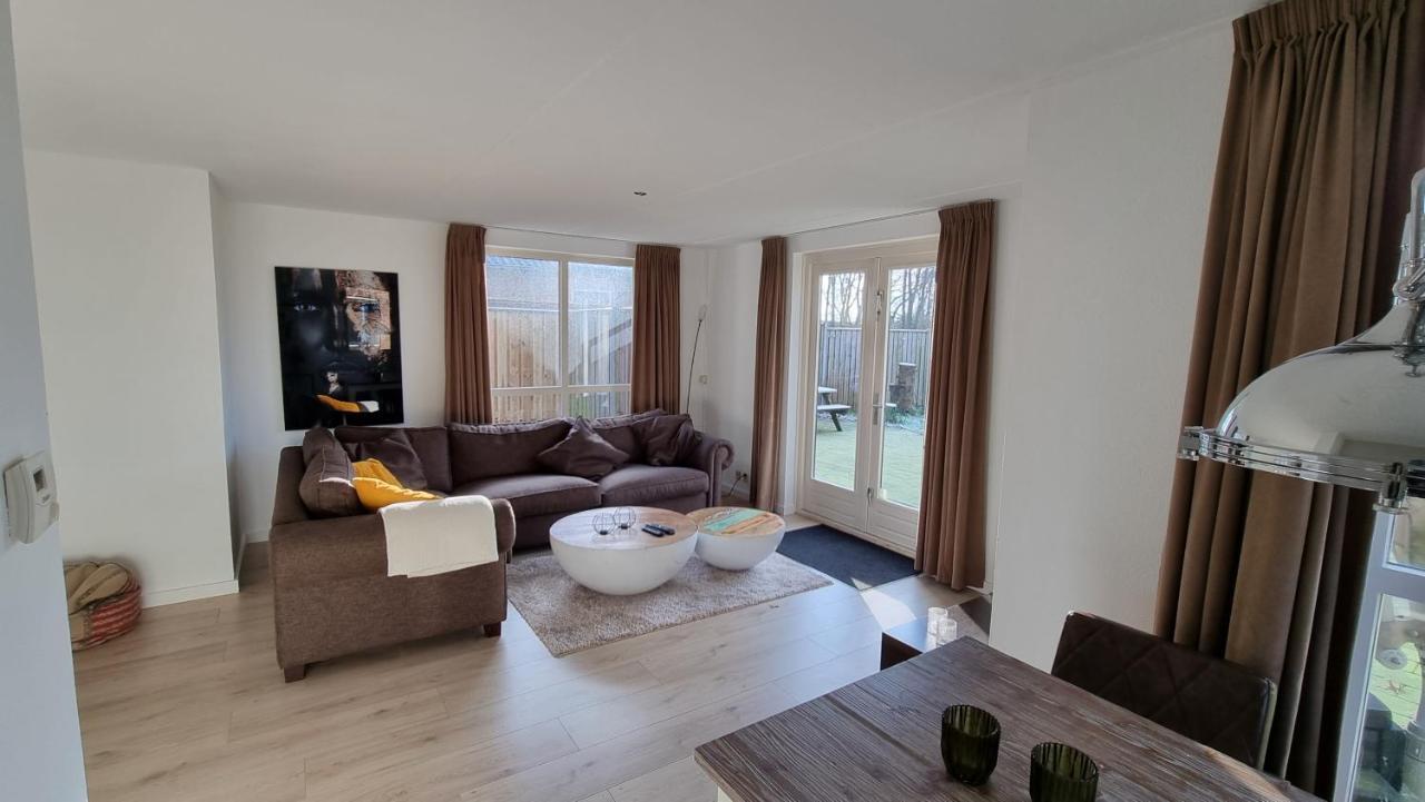 EwijkRecreatiewoning Maas En Waal 191别墅 外观 照片